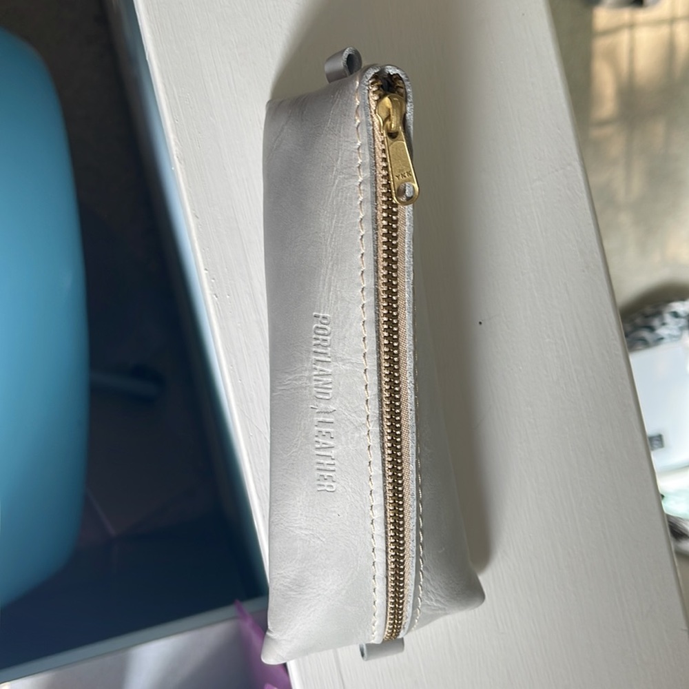 🦄🦄 Portland Leather Goods Beluga Alpine🦄🦄 - Picture 2 of 5